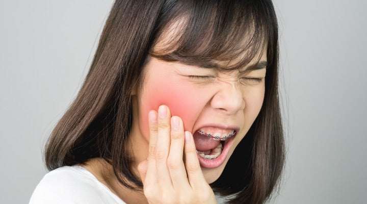 Pourquoi ma dent me fait-elle mal et comment la réparer ?