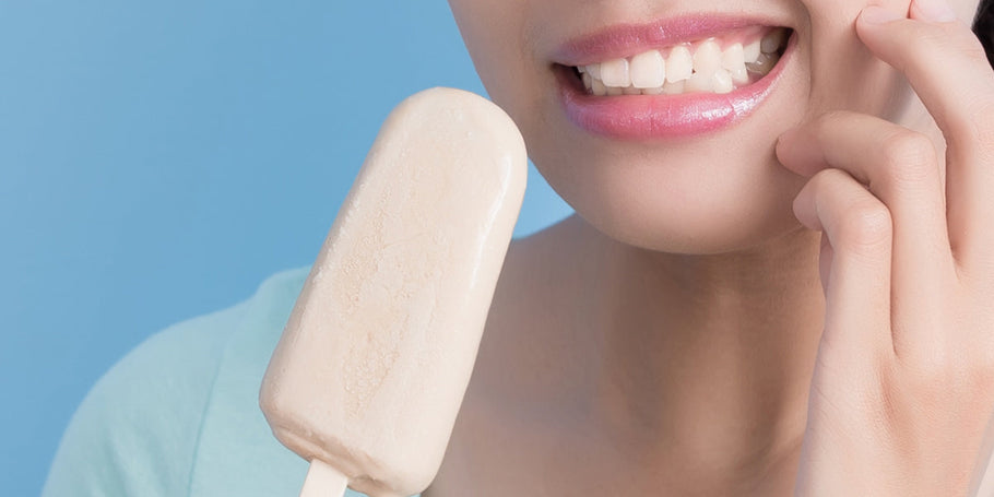 Dents sensibles au froid : causes courantes et remèdes maison