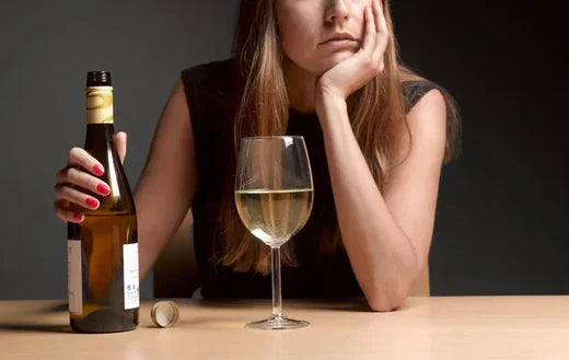 Puis-je boire de l'alcool après une extraction dentaire ?
