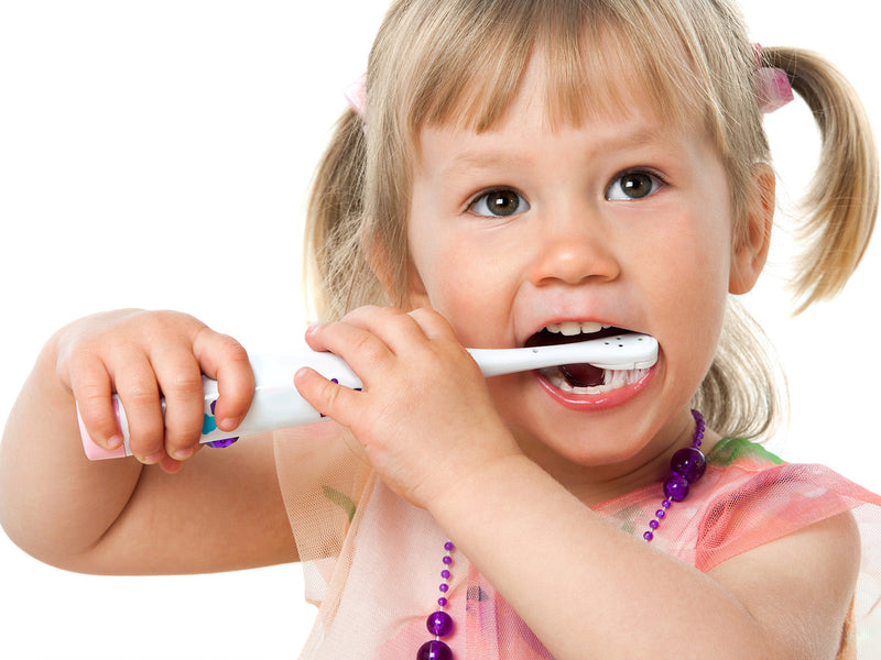 Les enfants peuvent-ils utiliser des brosses à dents électriques pour adultes ?