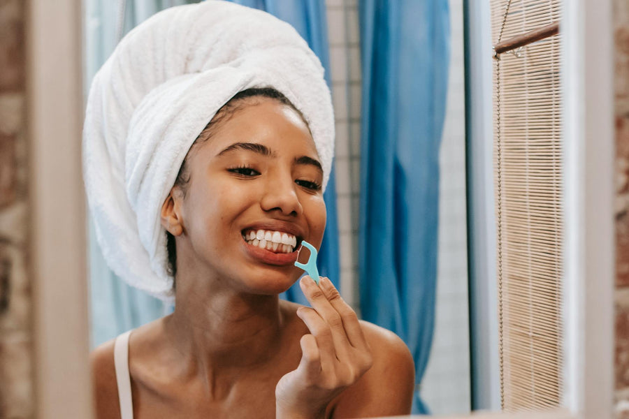 Comment bien utiliser le fil dentaire ?